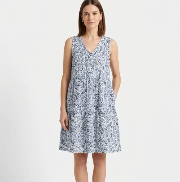 Lucky Brand Dresses & Skirts - Lucky Brand Blue White Floral 100% Linen Tiered V-Neck Dress M Coastal Grandma